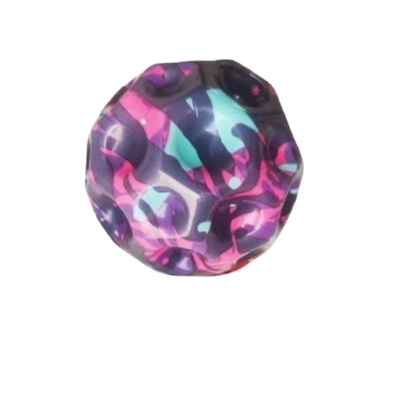 Super Elastic Ball ของเล่นกลางแจ้งที่น่าสนใจสําหรับเด็ก Moon Shape มีรูพรุน Bouncy Ball เด็กในร่มและกลางแจ้งความเครียด Reliever