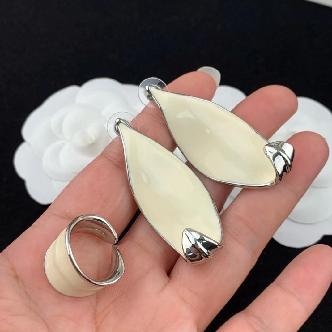 Pendientes irregulares de esmalte blanco para mujer y niña, pulsera Vintage, accesorios de joyería