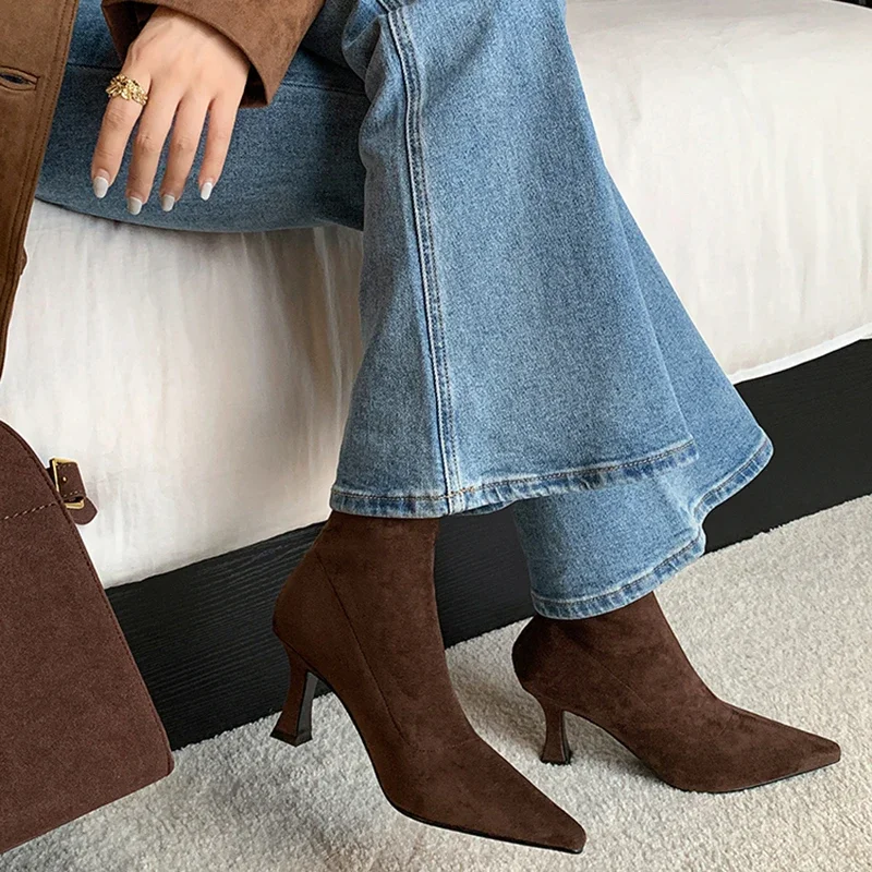 ผู้หญิงวินเทจข้อเท้ารองเท้าแฟชั่น Pointed Toe รองเท้าฤดูใบไม้ร่วงฤดูหนาวรองเท้าส้นสูงสุภาพสตรี Elegant ยืด Slim สั้น Booties