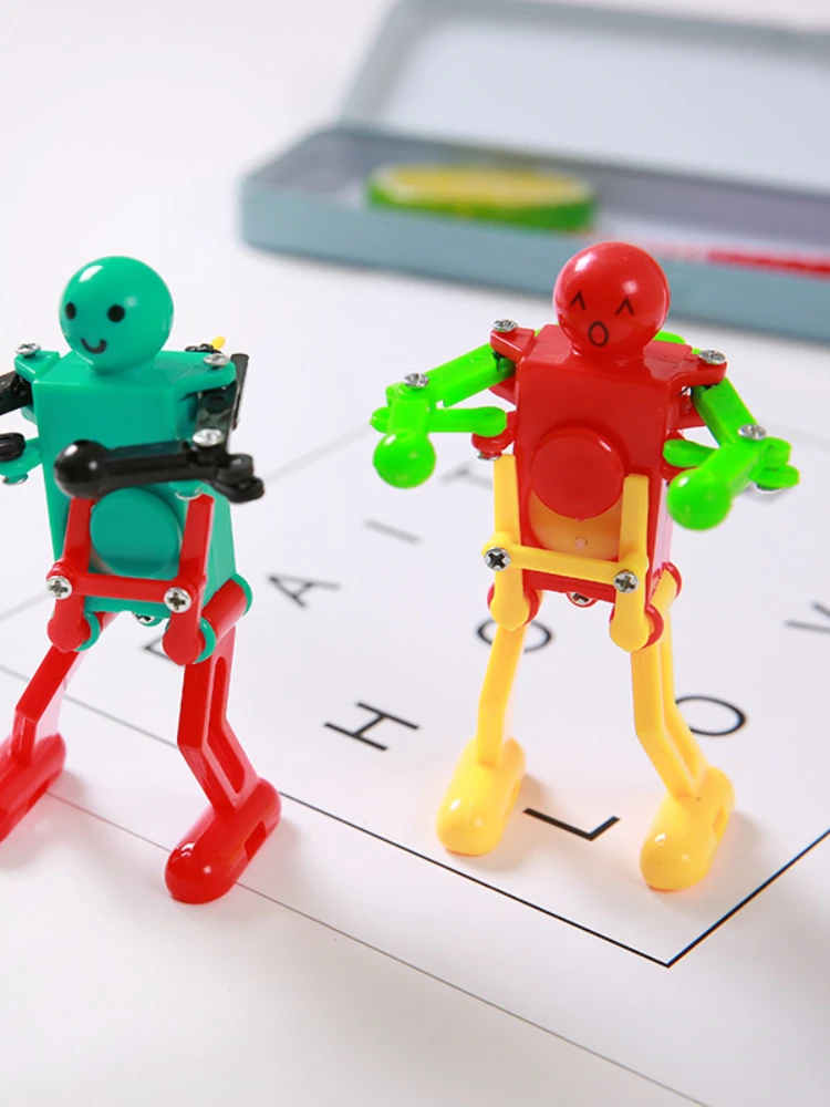 Clockwork Wind Up Dancing Robot Toy for Baby Kid Developmental Gift Puzzle Wind Up Toy Fidget Toy for Child Family Gathering Toy