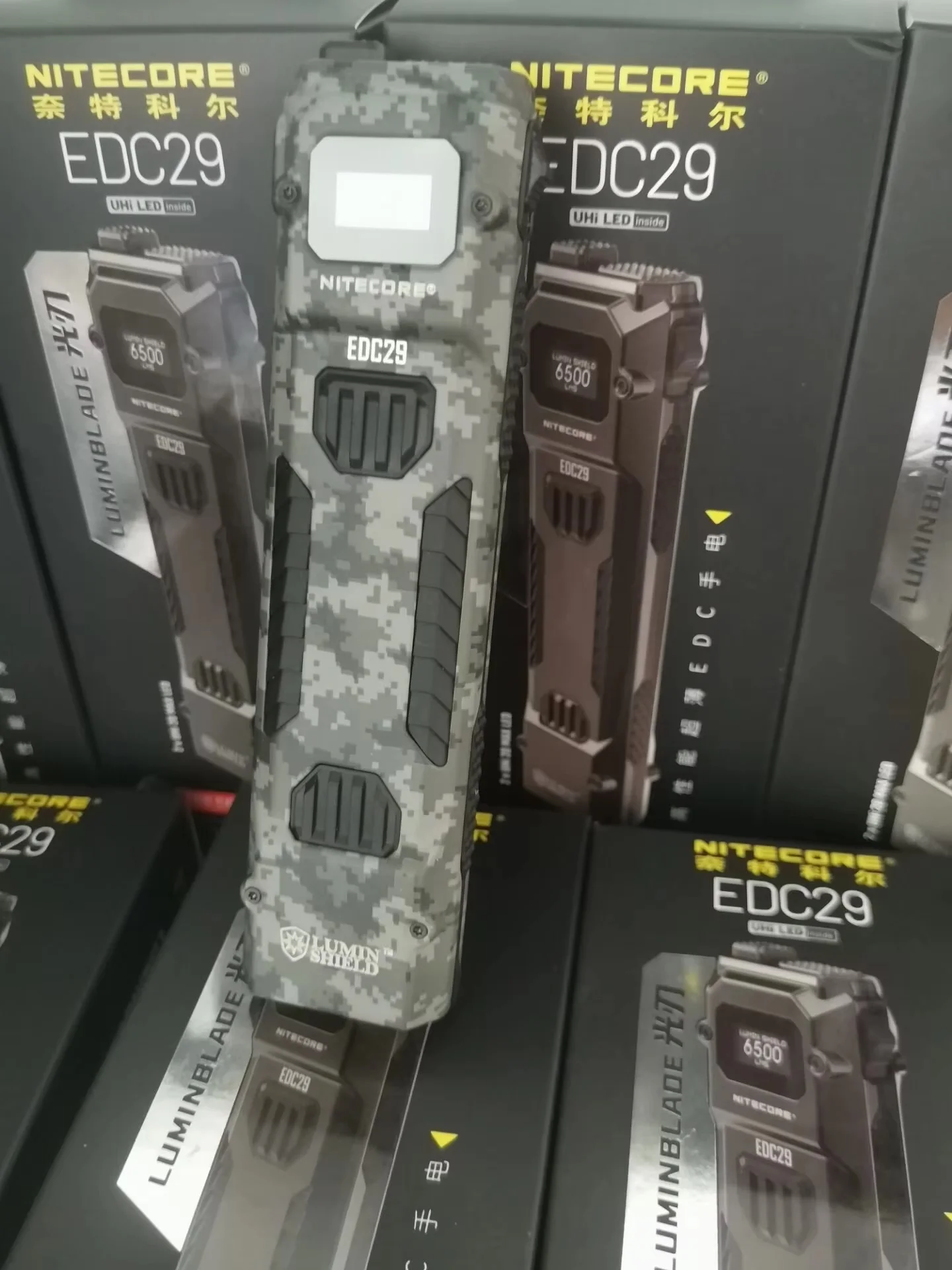 NITECORE EDC29 Super Bright EDC ไฟฉาย UHi20 6500Lumens ยุทธวิธีไฟฉายแบตเตอรี่ Li-Ion ในตัวสําหรับเดินป่า