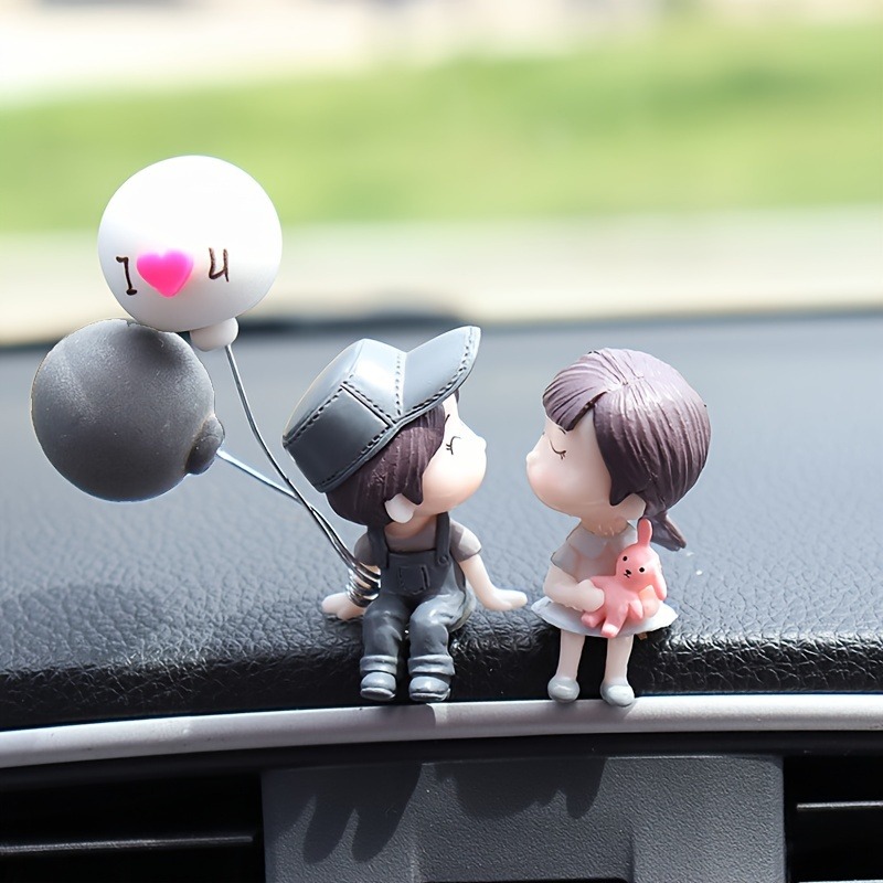 Cute Ornaments Couple Action Figurines Balloons For Car Dashboard Decoration