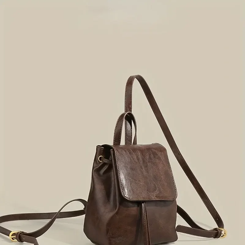 Kleiner Rucksack mit Kordelzug und Klappe für Damen, Mini-PU-Leder, strukturierter Schulrucksack, modische Reise-Pendlertasche, Mädchen-Rucksäcke