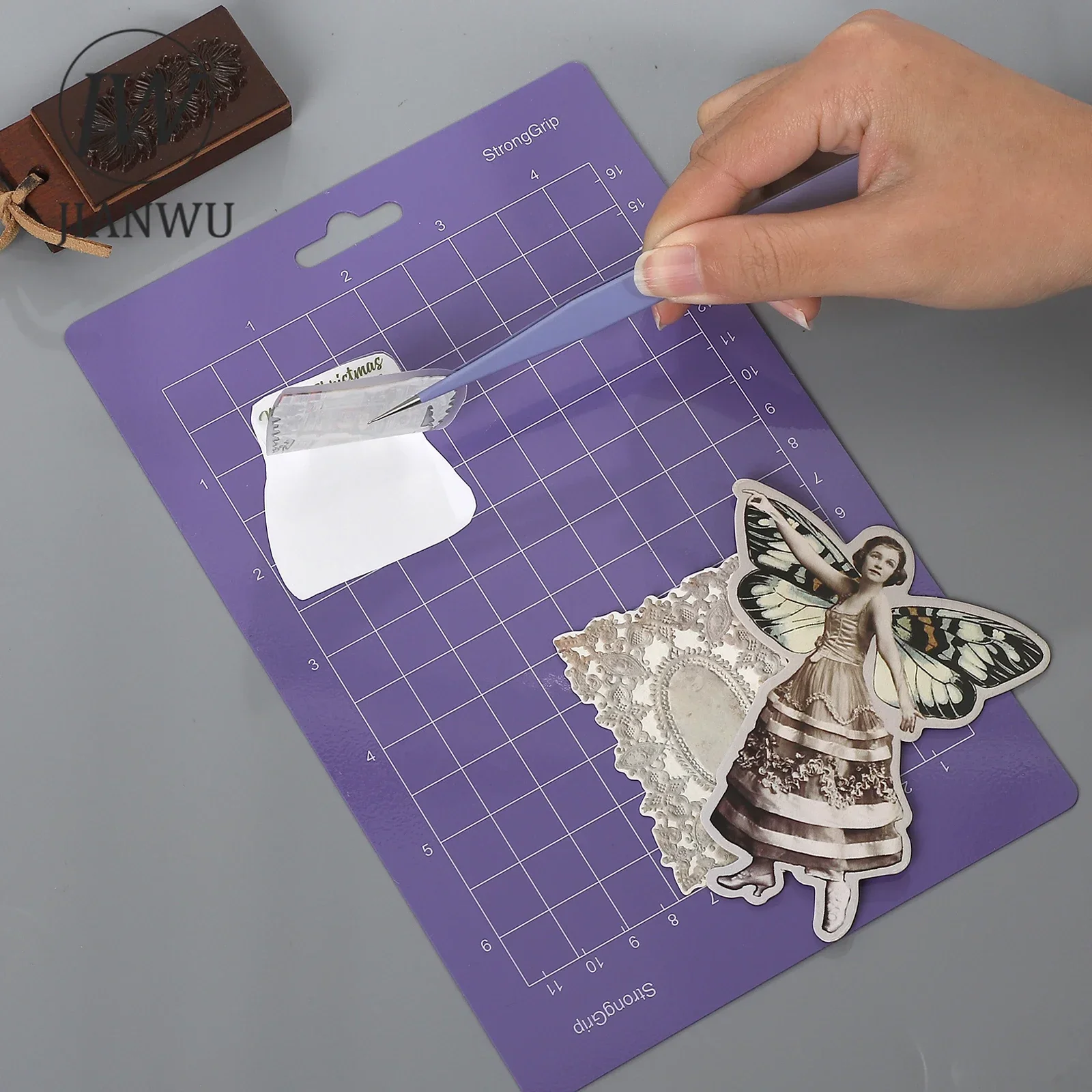 JIANWU 1 Pc or 4 Pcs/set PVC Sticker Material Collage Ease Peel Assist Tool Mat Creative DIY Journal Student Supplies Stationery