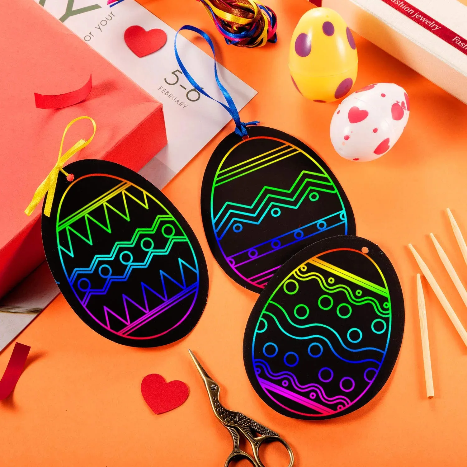 24ชิ้นงานฝีมือสำหรับเด็กขูดไข่อีสเตอร์ของเล่นศิลปะ DIY เครื่องประดับสีวิเศษน่ารักตกแต่งปากกาวาดรูปไข่อีสเตอร์งานเลี้ยงเด็ก