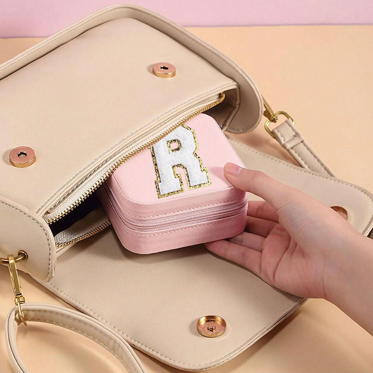 Nouvelle lettre créative boîte à bijoux portable voyage bague collier boucles d'oreilles boucles d'oreilles boucles d'oreilles boucles d'oreilles boucles d'oreilles boîte de rangement-liu