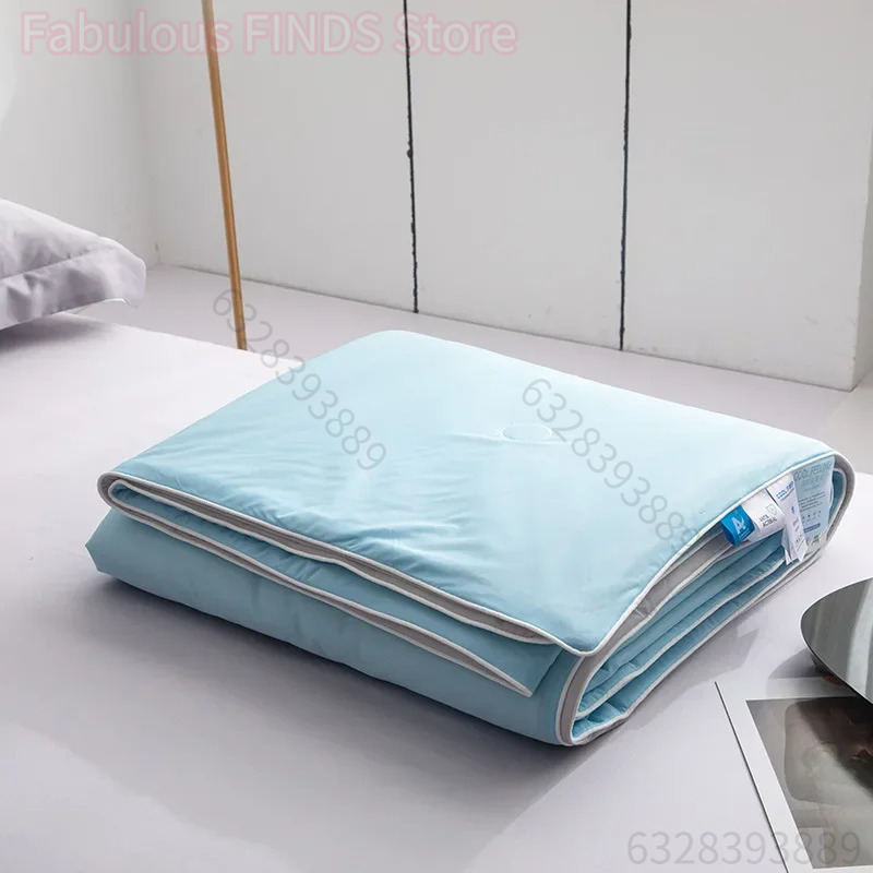 Couette de climatisation d'été, couverture rafraîchissante en soie glacée de couleur Pure, couette froide légère et douce pour Double/King Size