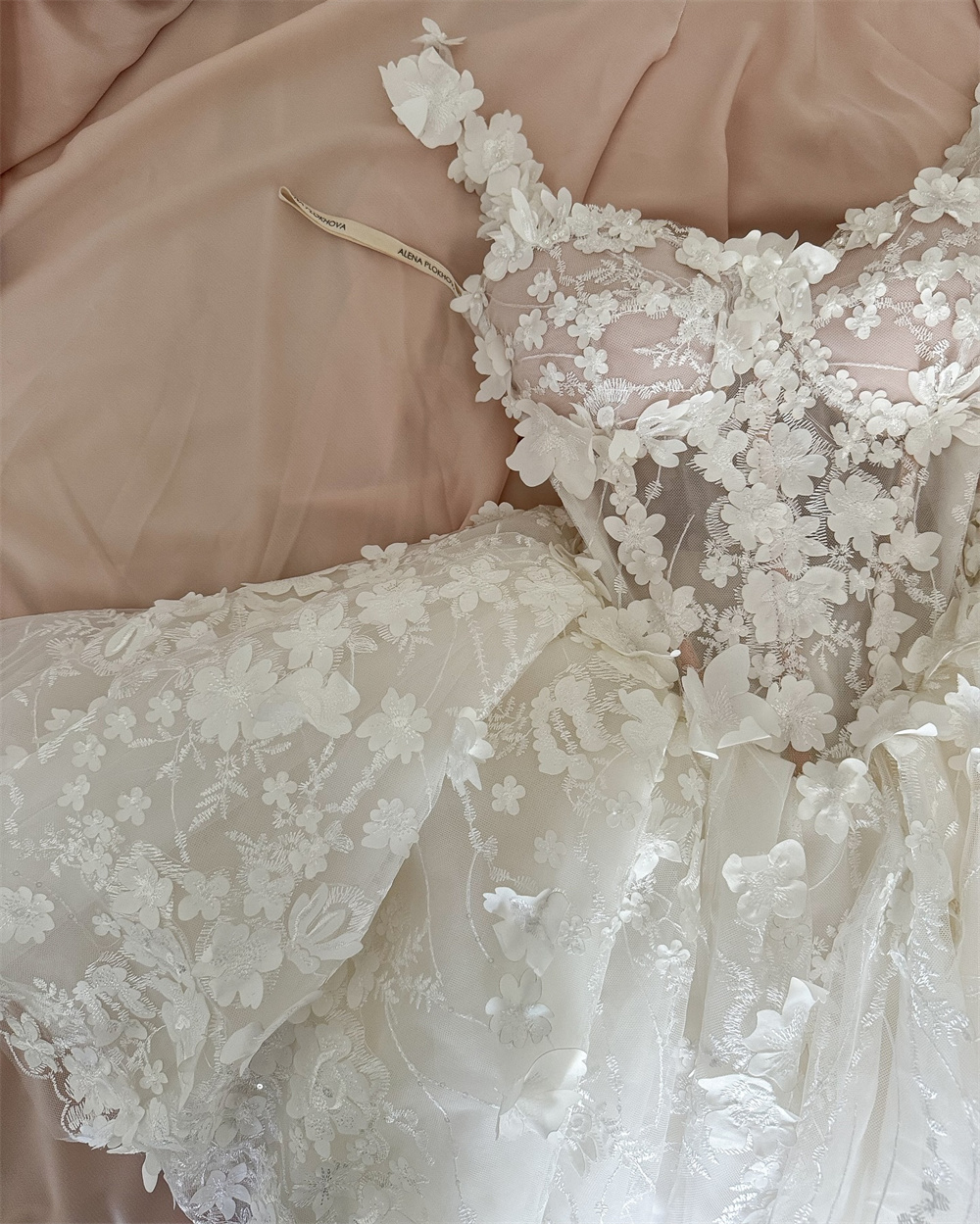 Amanda Boho-Mini robe de Rhen dentelle fleurie, robes de Rh, robe de soirée à bretelles florales, robe de mariée courte personnalisée, robe éducative de Fi.C.