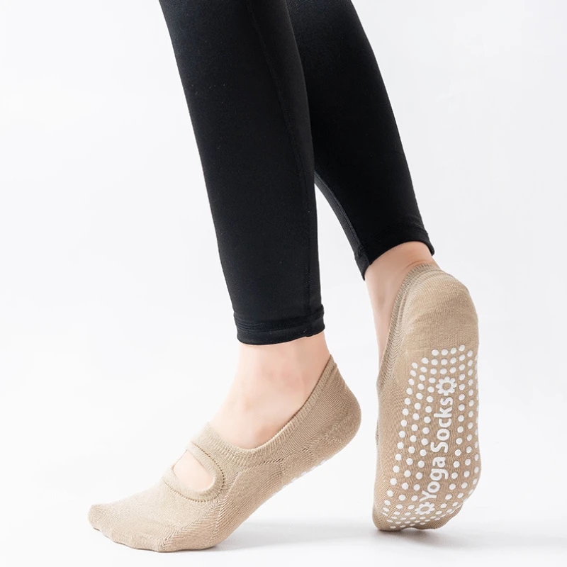 Calcetines de Yoga antideslizantes de silicona para mujer, medias deportivas transpirables con espalda descubierta de talla grande, calcetines invisibles de algodón de Color sólido para Pilates