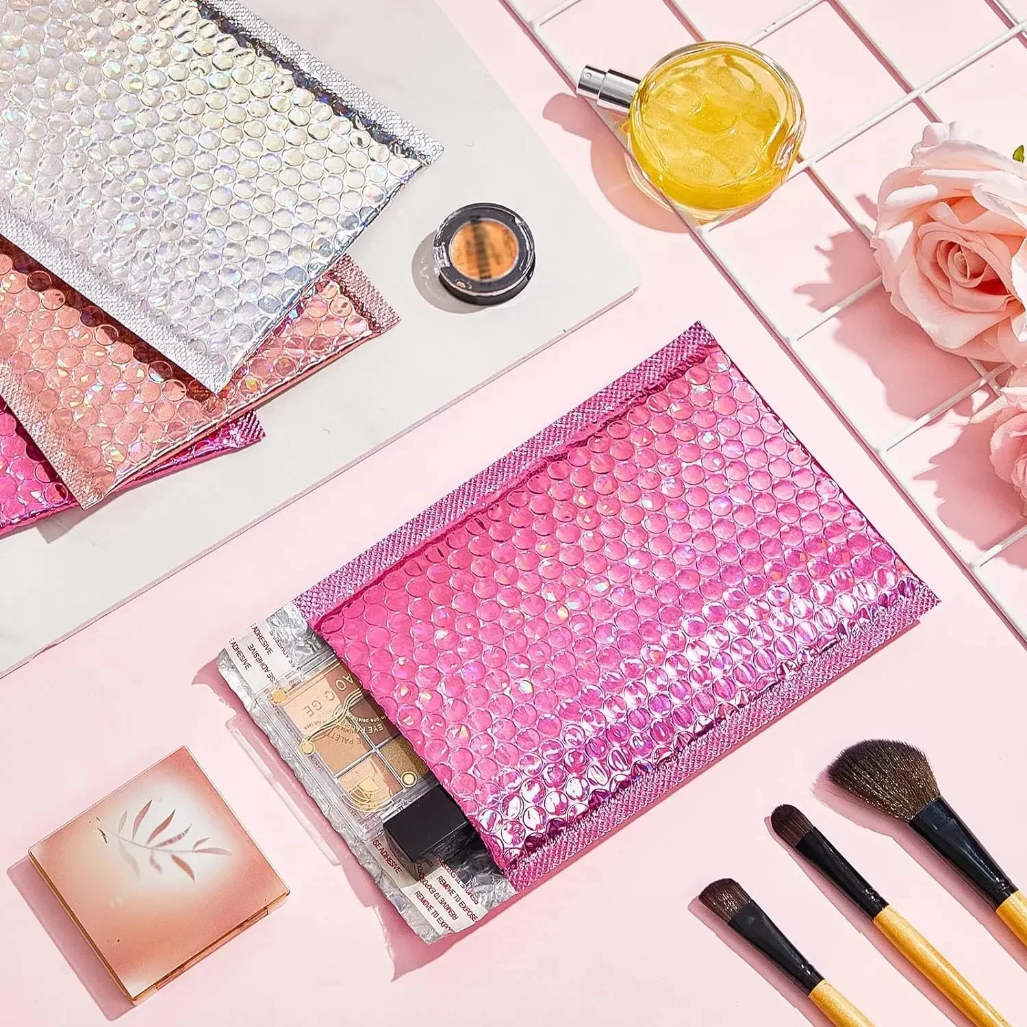 50 ชิ้นจัดส่งกระเป๋า Self Seal ขนาดเล็กอุปกรณ์ธุรกิจ Poly Mailing บรรจุถุง Holographic Bubble Mailer บรรจุภัณฑ์ Kpop การจัดส่ง