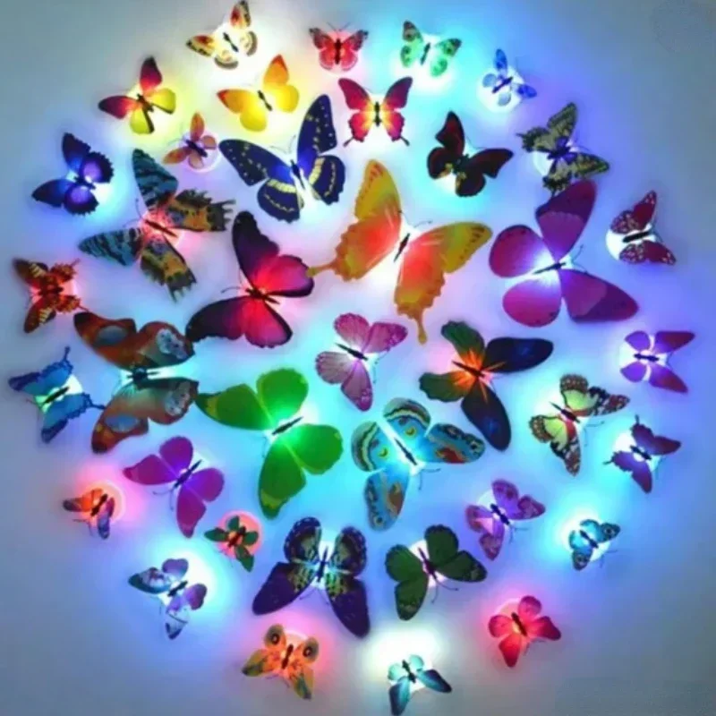 20 adesivi per luce notturna con decorazione a farfalla a LED 3D, lampada da parete singola e doppia per feste festive in giardino, cortile, prato