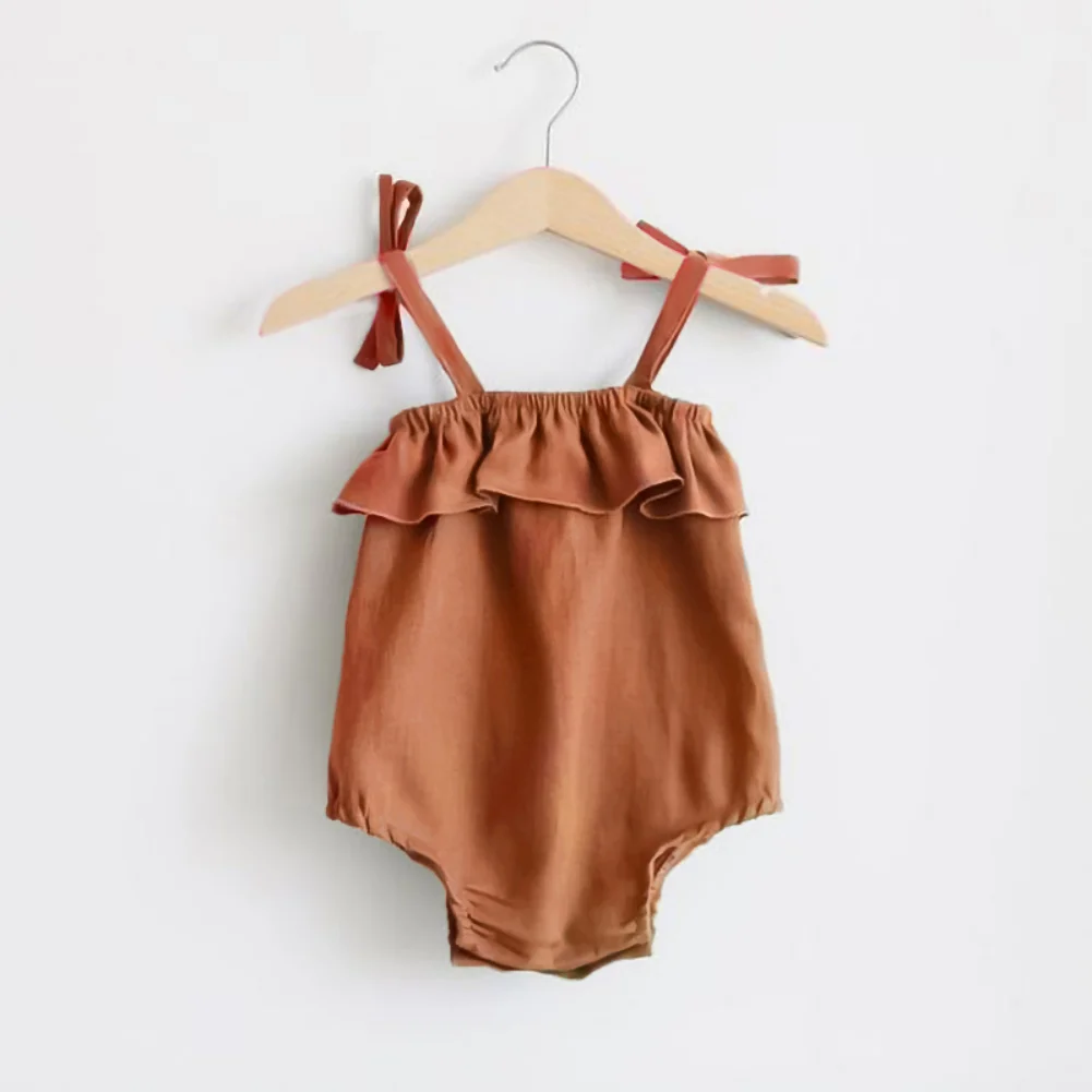 Sommer Baby Mädchen Stram pler feste Baumwolle Säugling Stram pler Rüschen Slip Strap Kinder Spiel anzug Overalls One piece Baby kleidung