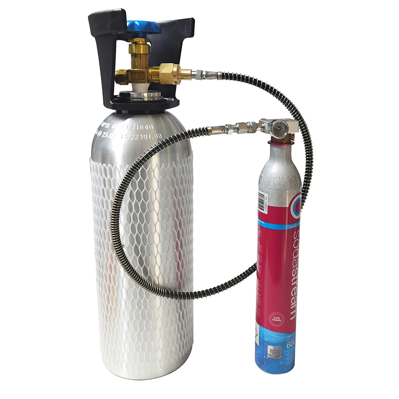 ソダストレム用のCO2およびCO2アダプター,ソーダストレム用の詰め替えステーション,ピンクのシリンダー付きタンクボトル,ソーダ水アクセサリー,デュオ,デコアート,2024