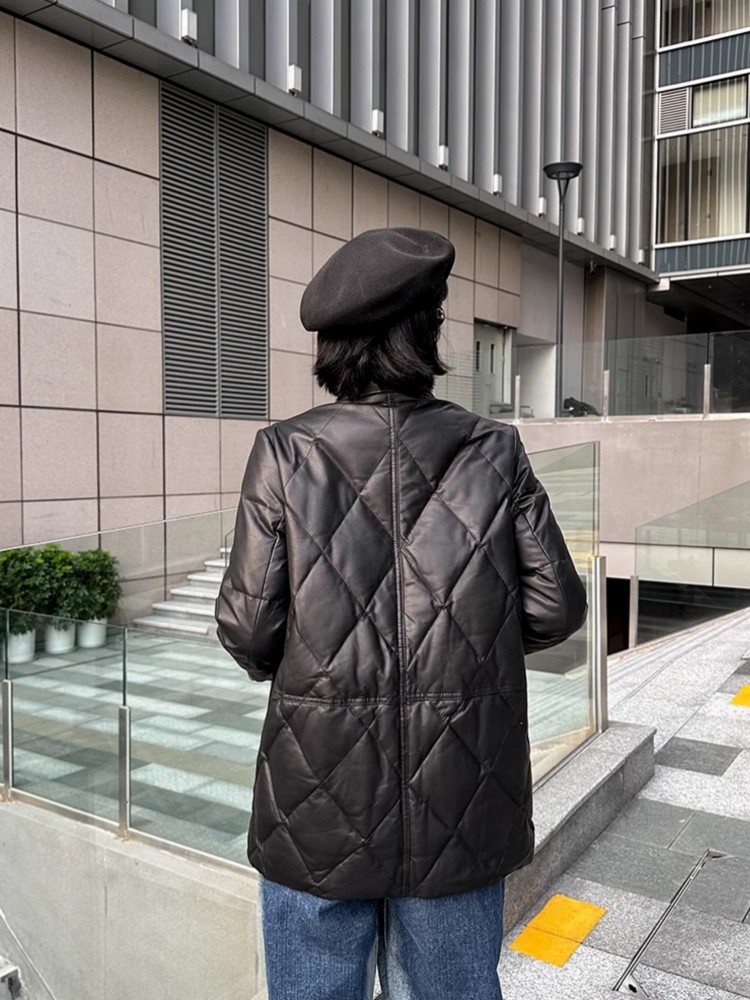 ผู้หญิงวินเทจฤดูหนาวใหม่กลางยาว STAND COLLAR SINGLE Breasted Sheepskin ลงเสื้อตรงเสื้อกันหนาวเสื้อแจ็คเก็ตหนังแท้