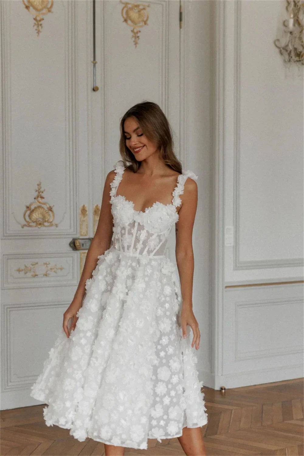 Maßgeschneidertes Hochzeitskleid, Spitze, Blumen, Spaghettiträger, A-Linie, Robe de Soirée, knielang, Abendkleider zum Valentinstag