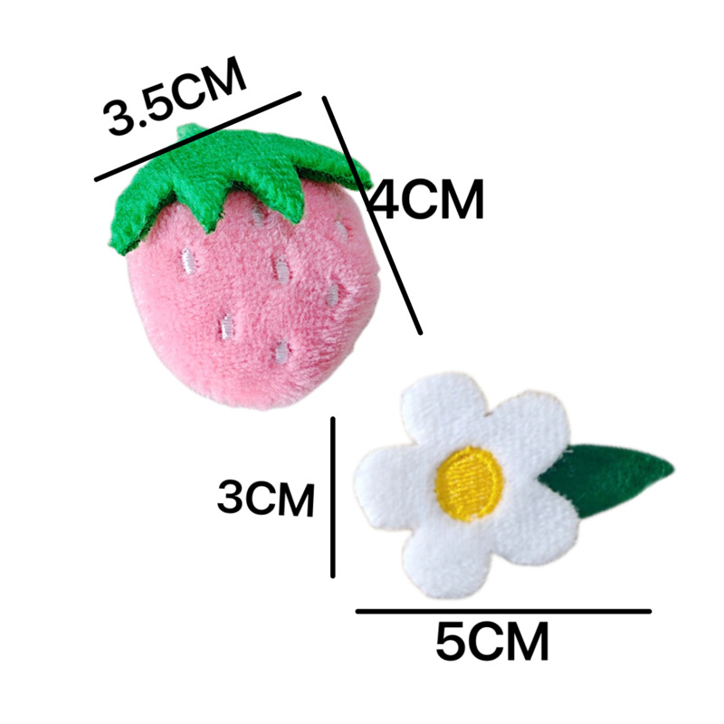 10 pçs bonito algodão de pelúcia morango flor remendo acessórios chapéu saco roupas acessórios para o cabelo broche materiais decorativos