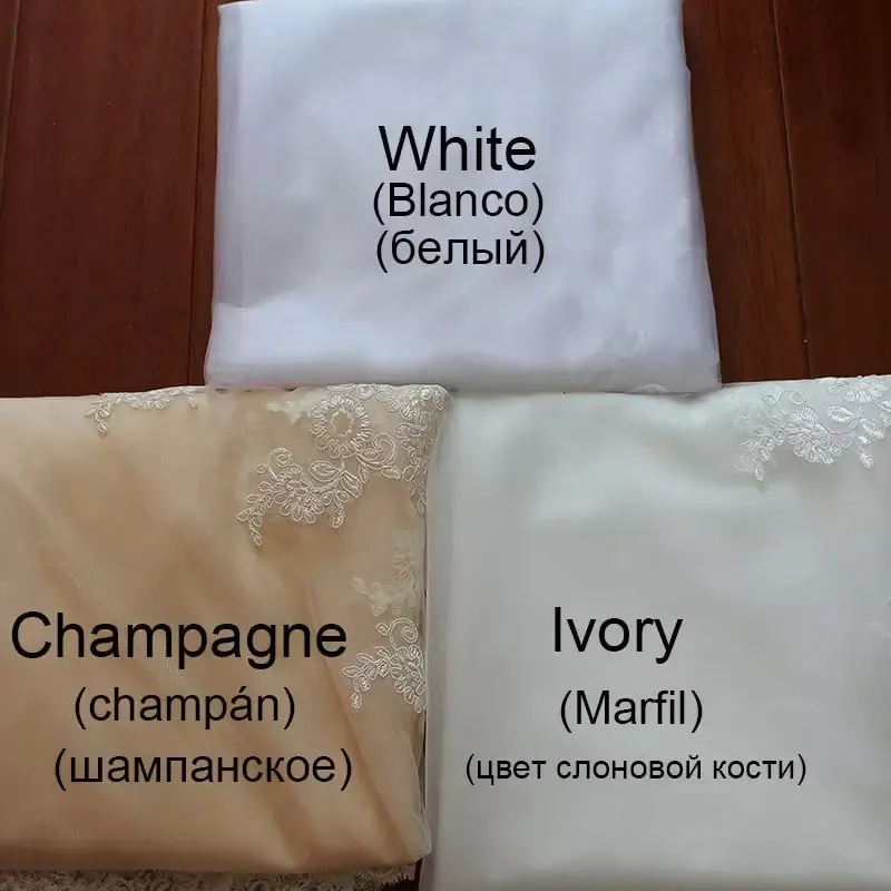 Abito da sposa personalizzato in tulle a pois della Boemia con spalle scoperte e scollo a cuore, abito da sposa a-line con strascico, abito con spacco laterale 2025