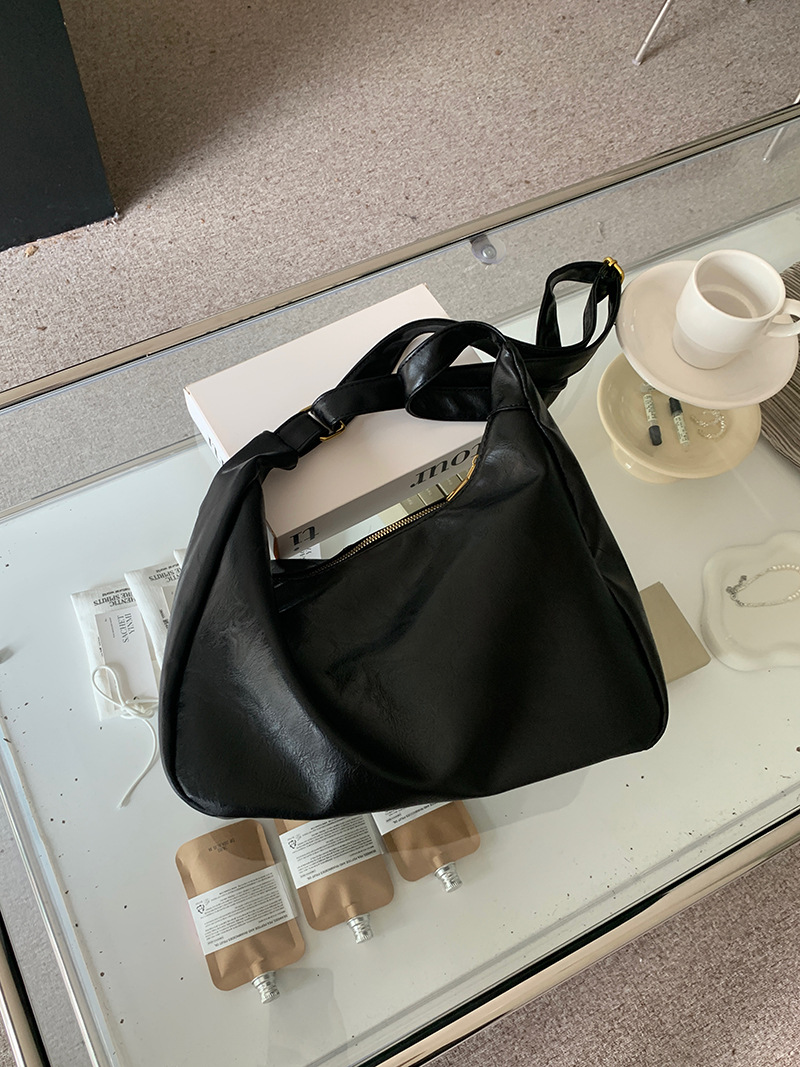 CGCBAG カジュアル Lage 容量メッセンジャーバッグ女性 2023 ファッションデザイナーの高級女性トートバッグ高品質 Pu レザーハンドバッグ