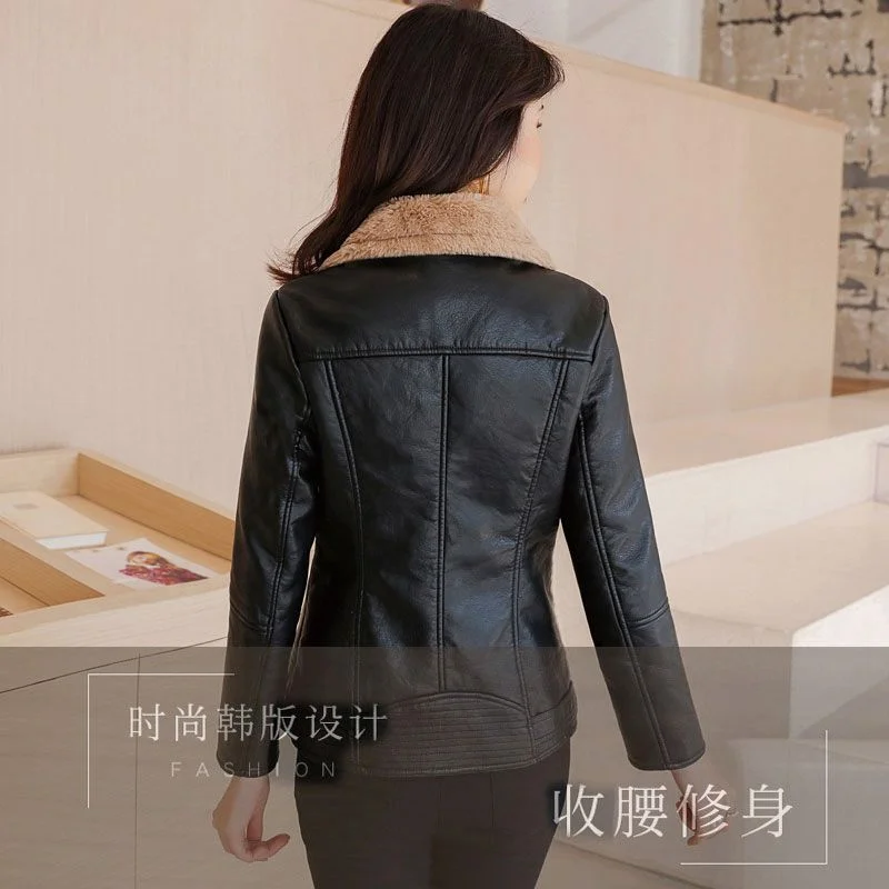2024 neue Winter PU Leder Jacke Kurze Blazer Mantel Fleece doppelseitigen Pelz Leder Oberbekleidung Dame Dünne Klage Frauen Tops jacken