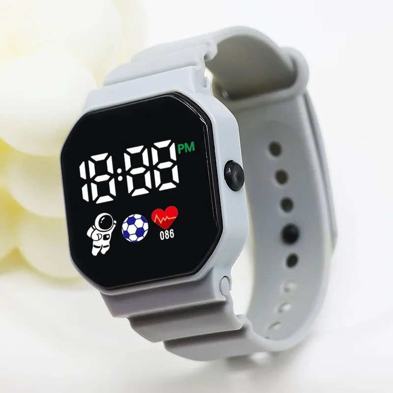 นักบินอวกาศ LED นาฬิกาเด็กกีฬานาฬิกาดิจิตอล Spaceman สายรัดซิลิโคนนาฬิกาข้อมืออิเล็กทรอนิกส์สําหรับคู่ของขวัญนาฬิกาสําหรับเด็ก