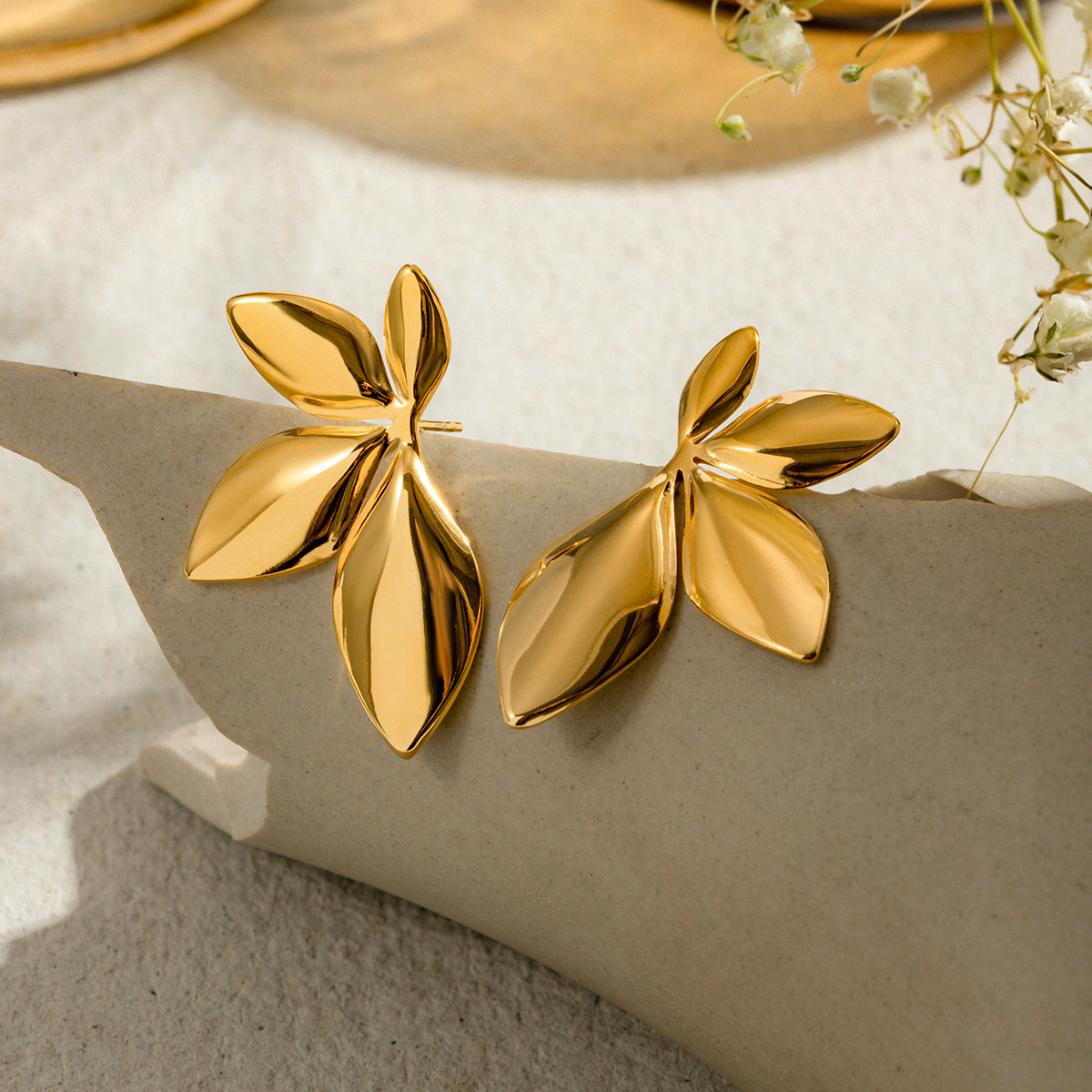 925 Zilver Naald Koreaanse Mode Blad Bloem Oorbellen Voor Vrouwen Metalen Oorbellen Sieraden 2024 Trending Vrouwen Goud Kleur Oorbellen