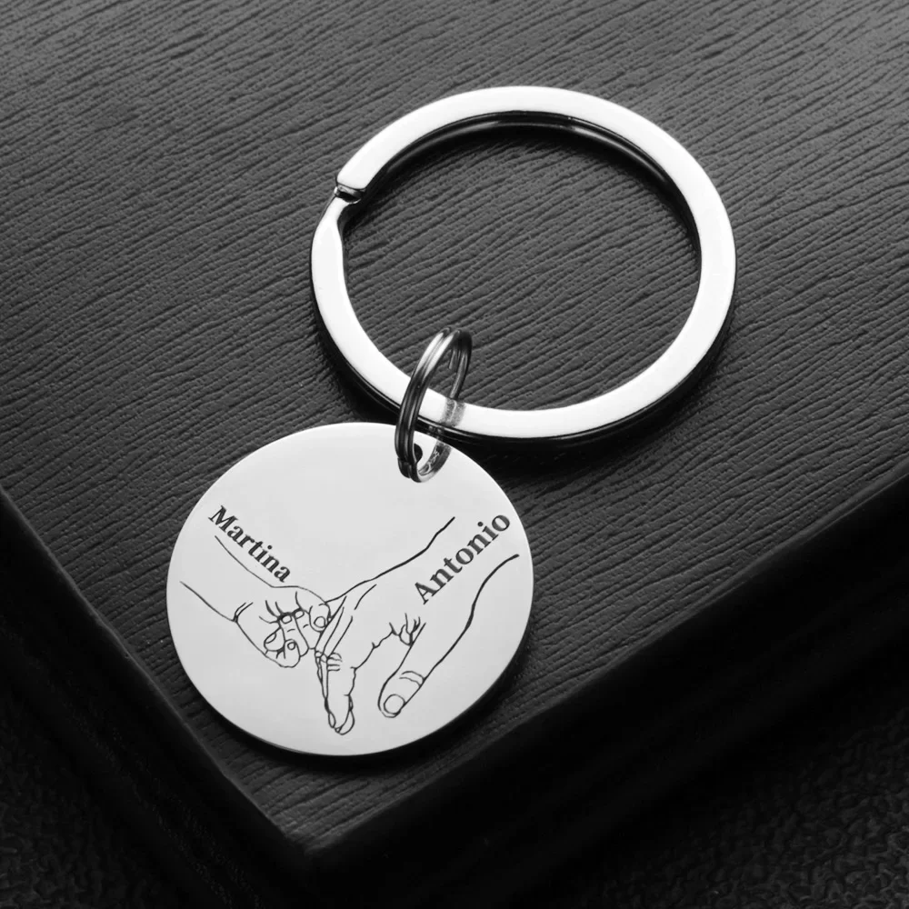 Llavero personalizado con nombre personalizado, Día de la madre del padre, papá, mamá, llaveros, anillos para colgante de coche, regalos de amor P026S