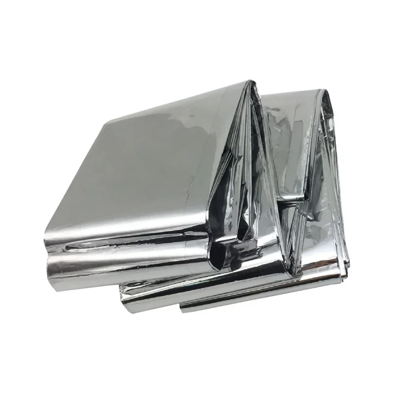 ผ้าห่มฉุกเฉินพับได้ขนาด210ซม. * 130ซม. ที่พักพิงกู้ภัยฉุกเฉินสีเงิน/ทองผ้าห่มอบอุ่นตั้งแคมป์กลางแจ้ง