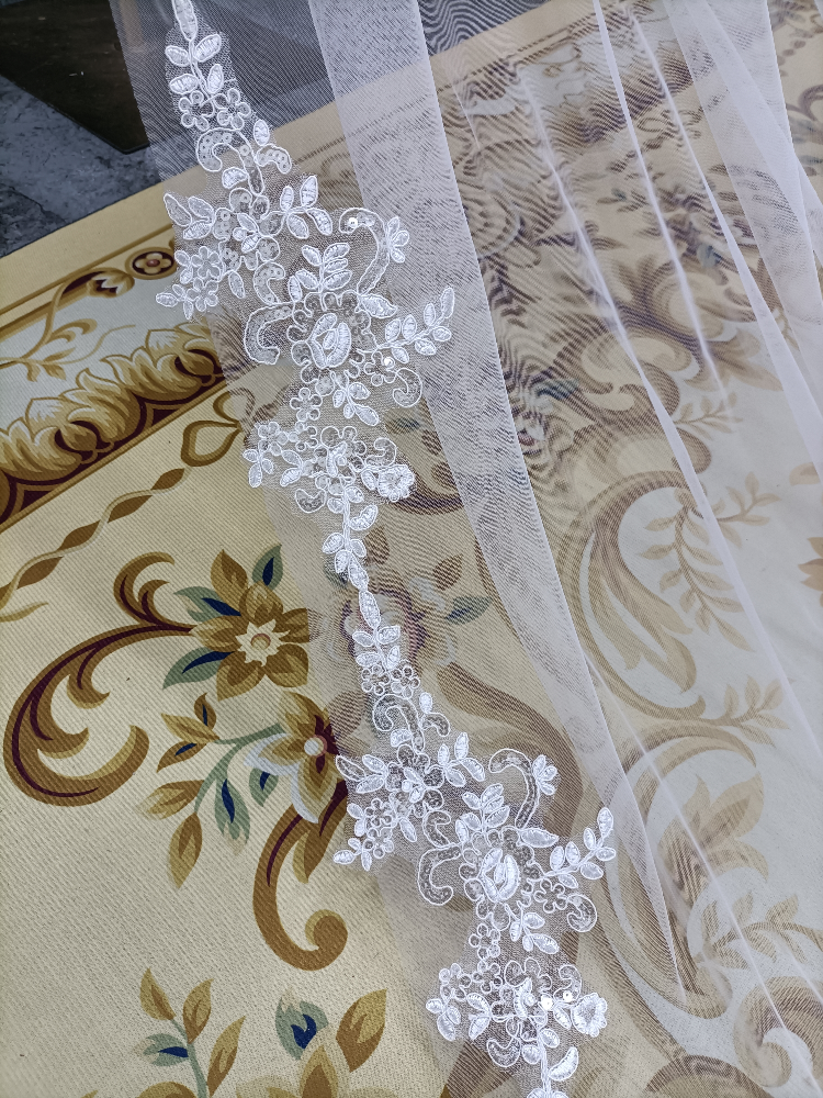 White/Ivory Chapel Bridal Veil Luxury Women's Sequin Lace Veil Wedding Accessories with Comb