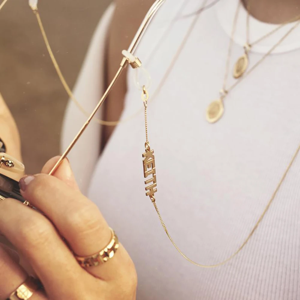 ミニワールド 2025 新しいサングラスマスキングチェーン女性のためのパーソナライズされたステンレス鋼ジュエリーカスタム名メガネチェーンストラップ