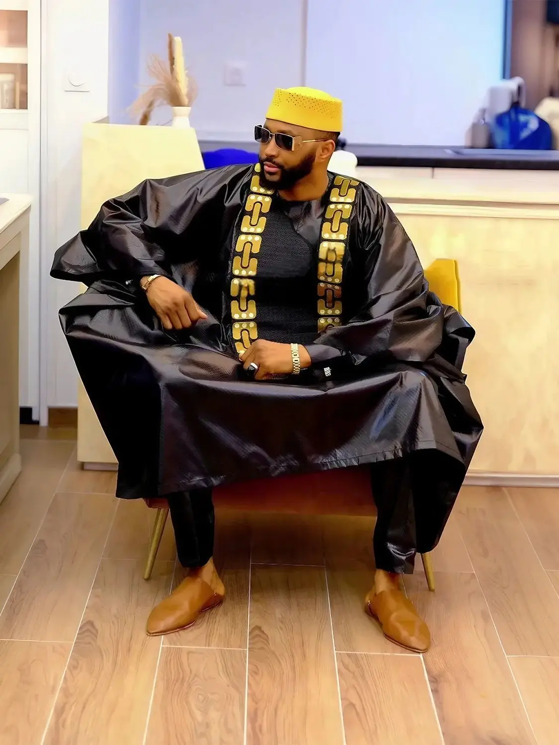 Eleganckie afrykańskie ubrania męskie Tradycyjne haftowane Bazin na wesela i przyjęcia Dashiki Afrykańskie ubrania dla par