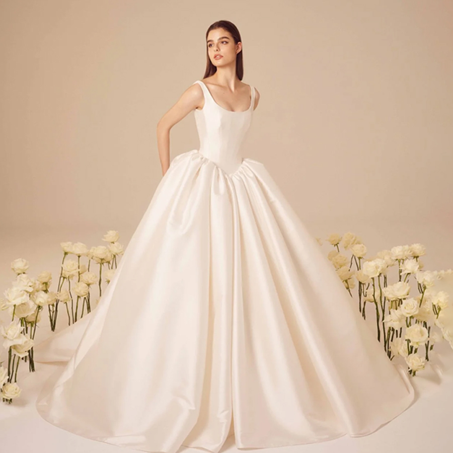 Abiti da sposa a trapezio senza maniche senza spalline personalizzati Abiti da sposa senza schienale e con cerniera