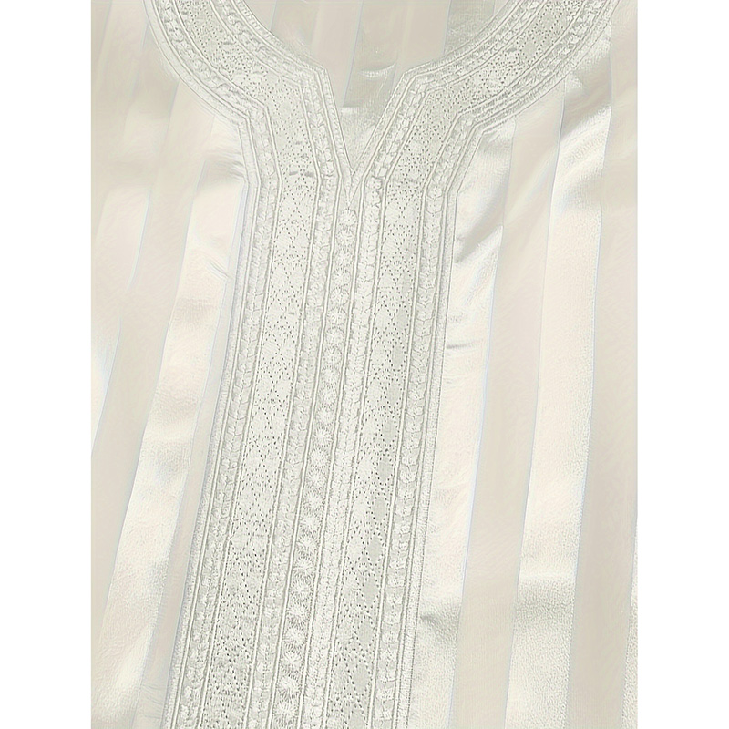 男性用ダークグリーンのゆったりとしたドレス,中年刺繍ドレス,カジュアルなイスラム教徒の服,フリンジ付き,2024