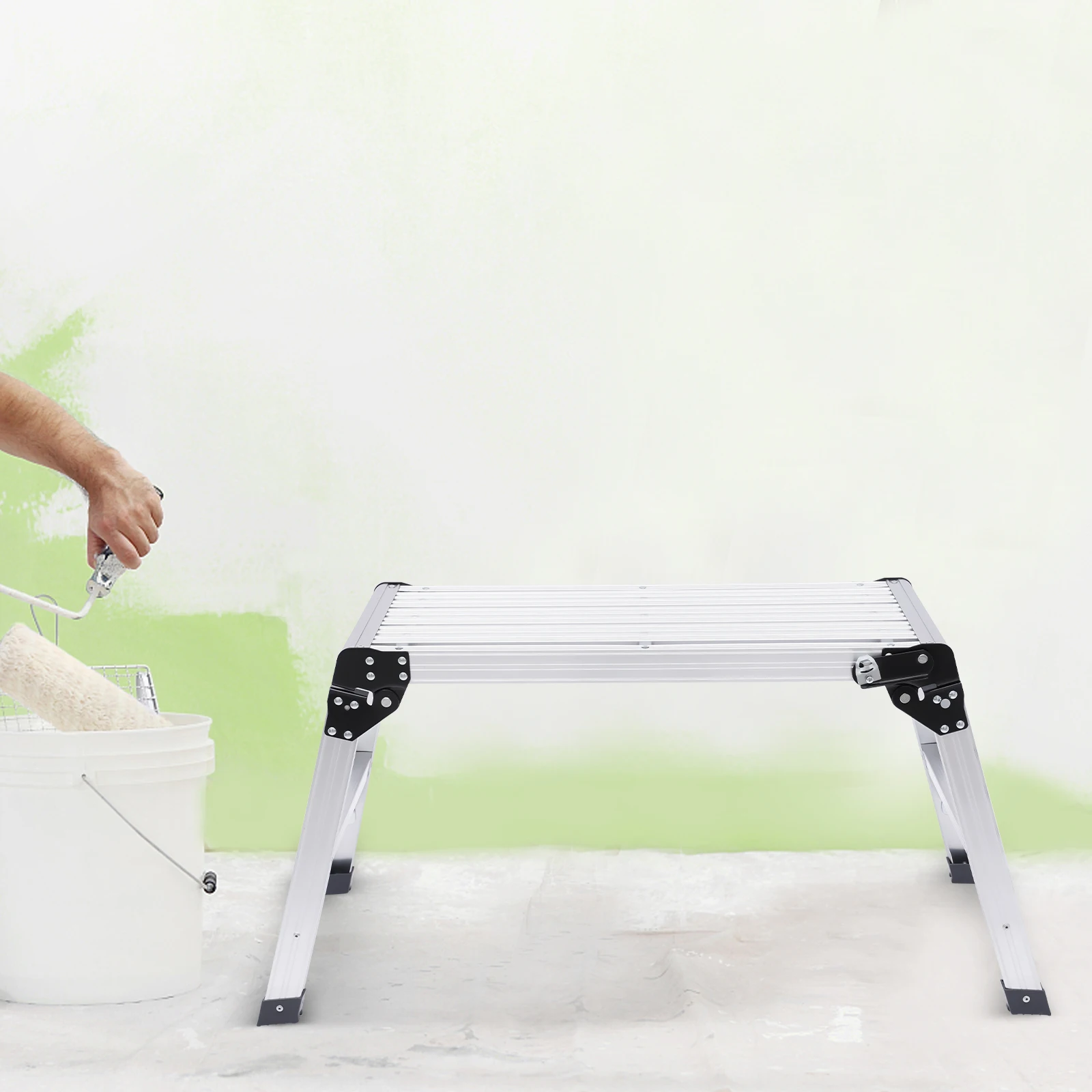 Scaletta con piattaforma in lega di alluminio Argento indipendente senza montaggio Trapezio moderno per pulire l'arredamento del campeggio per il lavaggio dell'auto