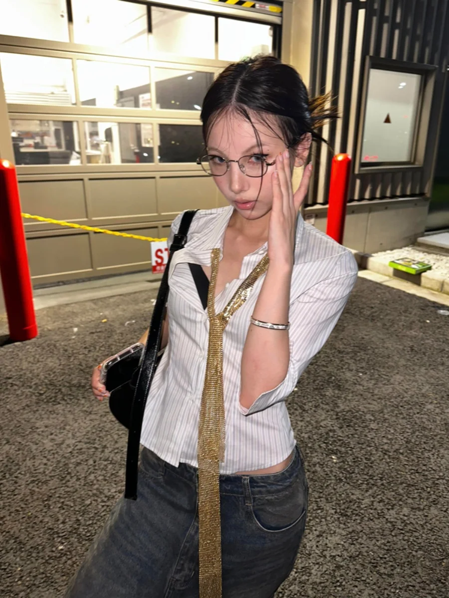 Genayooa 韓国ファッションシャツ女性ストライプスリークォータースリムシャツ Y2k ヴィンテージトップスストリート日本 2000 年代レトロシャツ