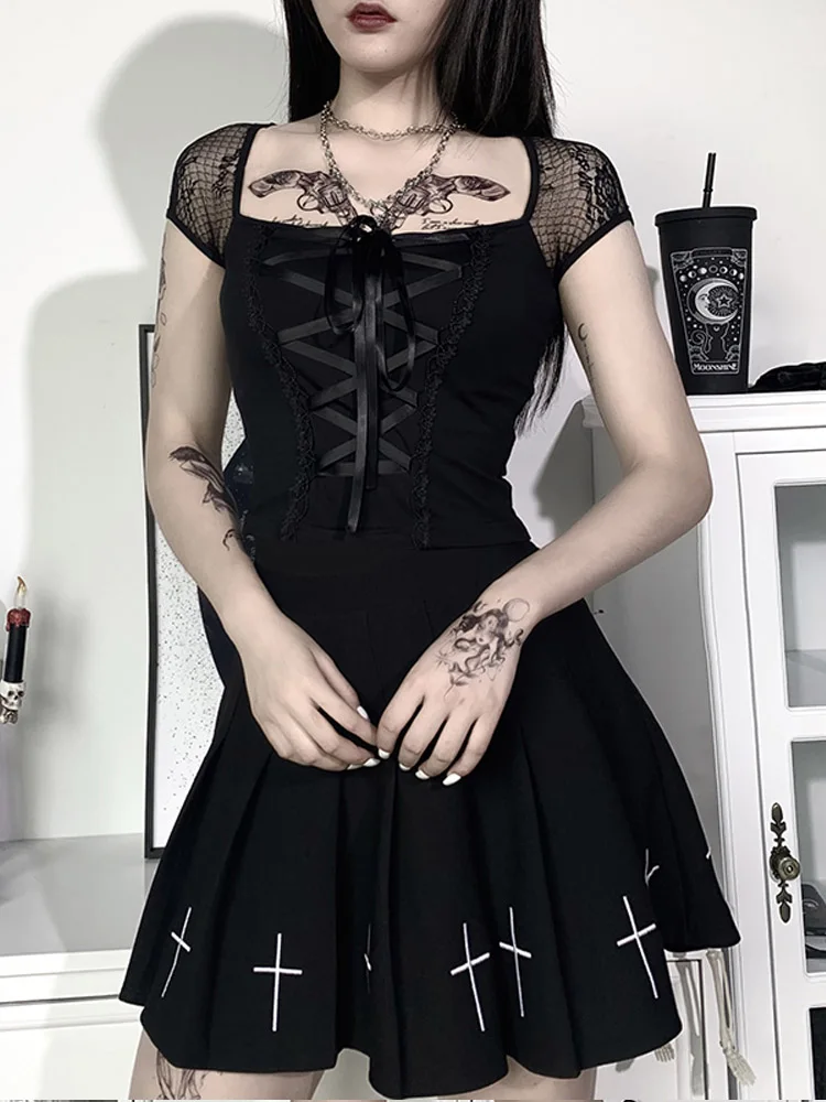 女性のヴィンテージゴシック Tシャツボディコン包帯レースブラックメッシュトップセクシーなカジュアルゴシックストリート女性トップ