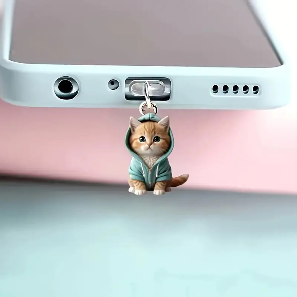 Fashion Mini Cartoon Cat Phone Dust Plug Pendant Suitable for IPhone for Samsung Type-C Interface Dust Plug Accessory Decoration