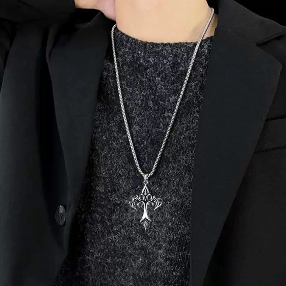 ZAKOL Collana con ciondolo croce Hip Hop Design unico Collane gotiche in acciaio inossidabile Regalo di gioielli di moda per donne e uomini