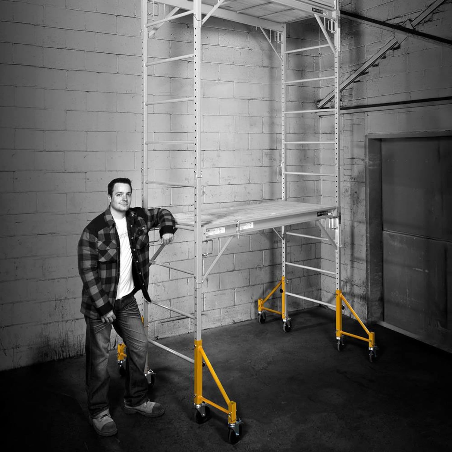 MetalTech 4 Pack Scaffold Outriggers, Baker Style Scaffolding Accessory Wheels, 14 Inch