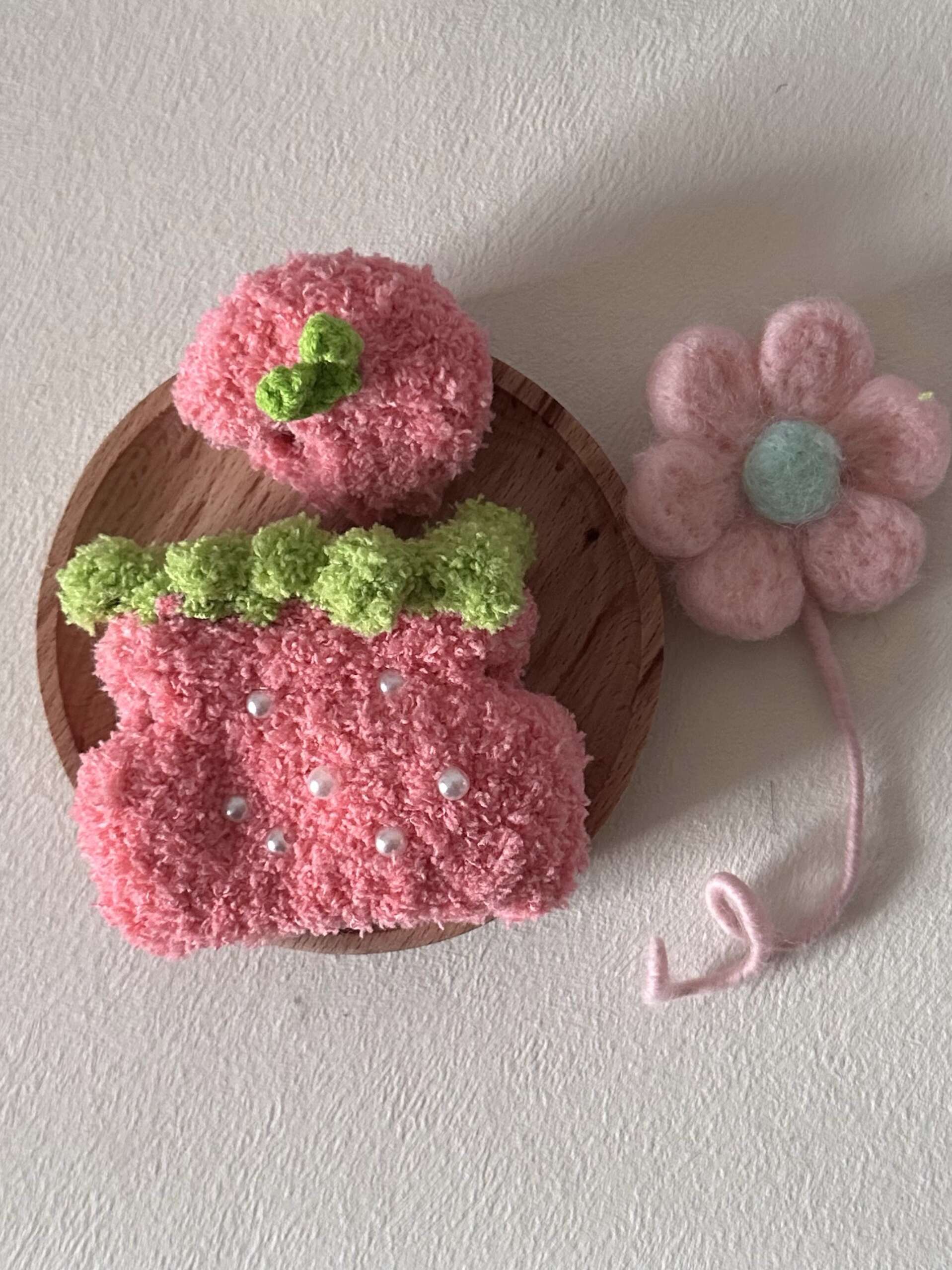 17 см кукла Labubu, одежда, кулон, Macaron v1 v2, вязаный комплект с клубникой, милая мини-плюшевая кукла, одежда, аксессуары, одежда