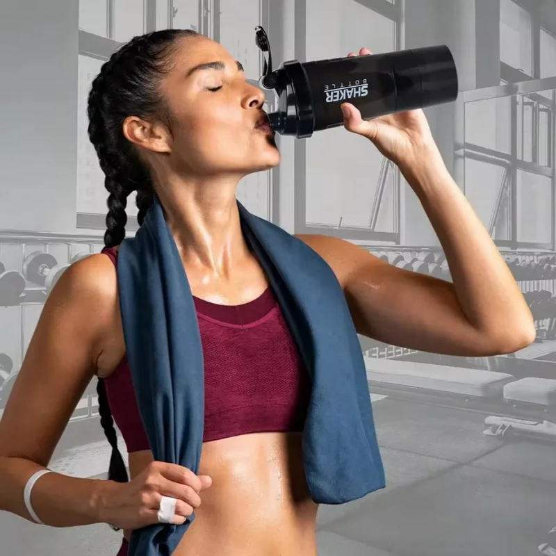 3-lagige Shaker-Proteinflasche, Pulver-Shake-Becher, Wasserflasche, Kunststoff-Mischbecher, Bodybuilding-Übungsflasche