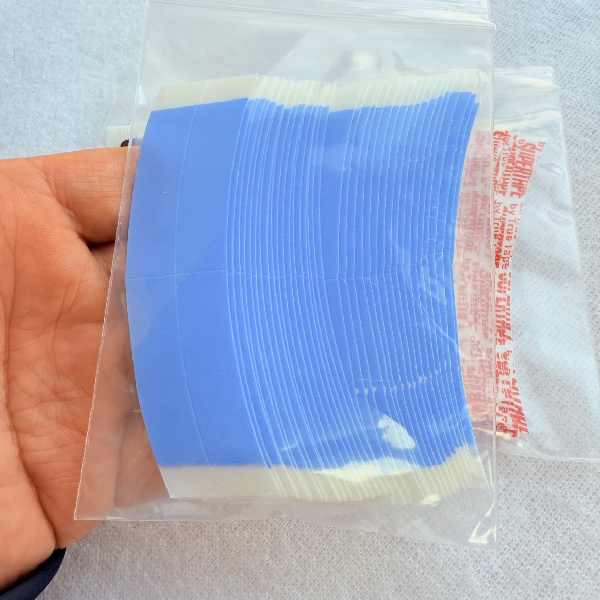 36 Stück gebogenes Walker-Klebeband, doppelseitiges Ultra-Hold-Klebeband, Haarsystem-Klebeband, Hold Bonding-Kleber für Salon-Spitzensystem und Herren-Toupet