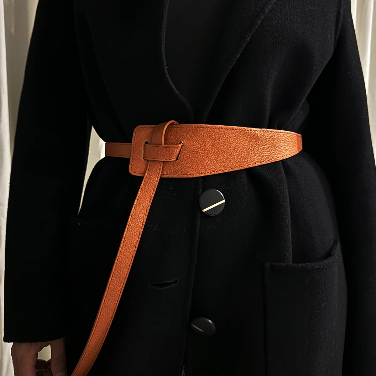 เข็มขัดแฟชั่นผู้หญิงคุณภาพสูง Knot Soft Pu หนังเข็มขัดยาวหญิงกว้างเอว Coat เข็มขัดรัดตัว Cummerbunds ﻿