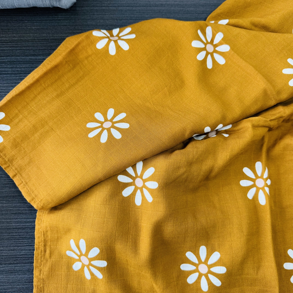 2025 NOVO Algodão Orgânico Quente Estilos Populares Swaddle Cobertor Personalizar Projetos Baixo MOQ Paris Swaddle