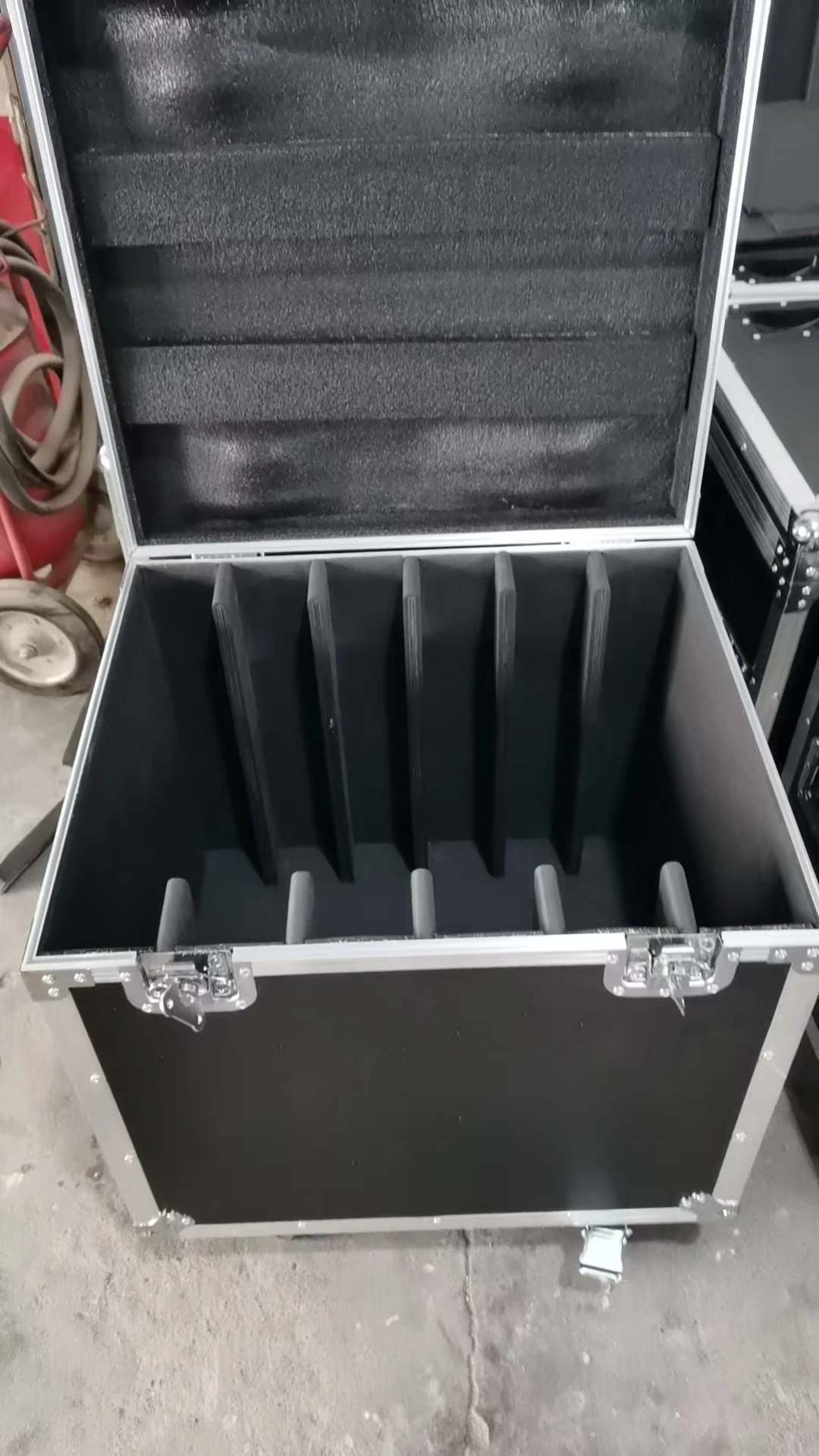 Luz LED profesional 4 en 1 con cabezal móvil para escenario, luces de haz blanco RGBW para eventos KTV, modos de Control DMX DMX512, uso de caja móvil