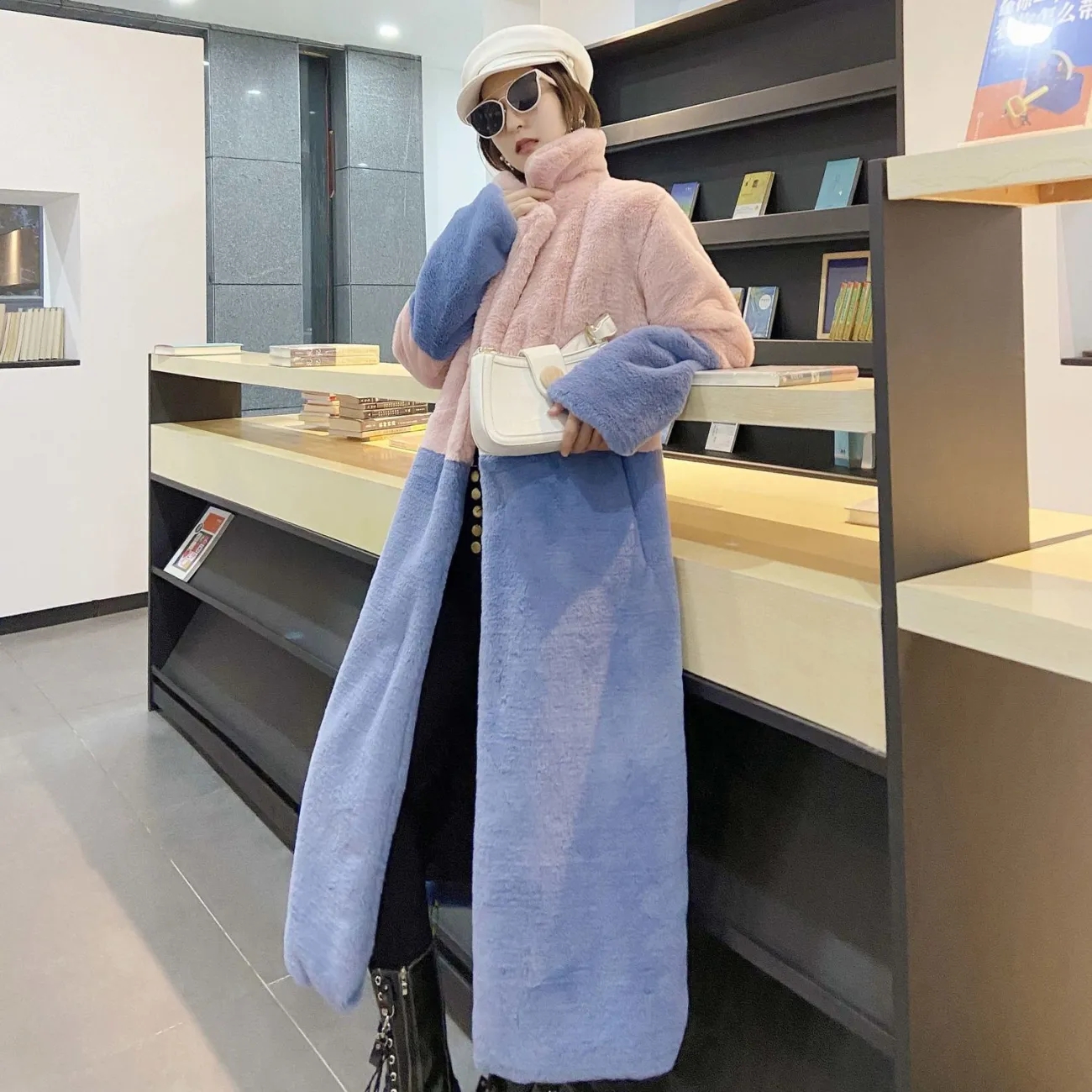 高級フェイクラビットファーコートふわふわ女性のツートンカラーの毛皮のようなロングオーバーコートレディースジャケットプラスサイズ 5XL 厚く暖かい緩い豪華なコート