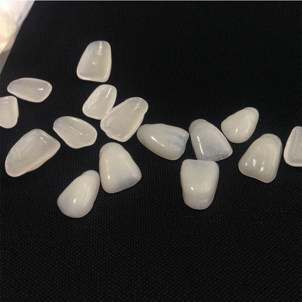 70PCS/Package Dental Ultra-Thin Whitening Veneers Resin Teeth Upper Anterior Hot