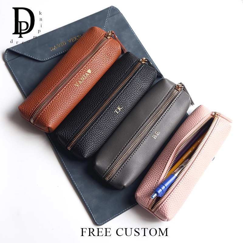 Estuche de lápices de cuero con nombre personalizado, bolsa para bolígrafos con cremallera para estudiantes de escuela de negocios, bolsa de almacenamiento de cosméticos al por mayor, Mini regalo personalizado