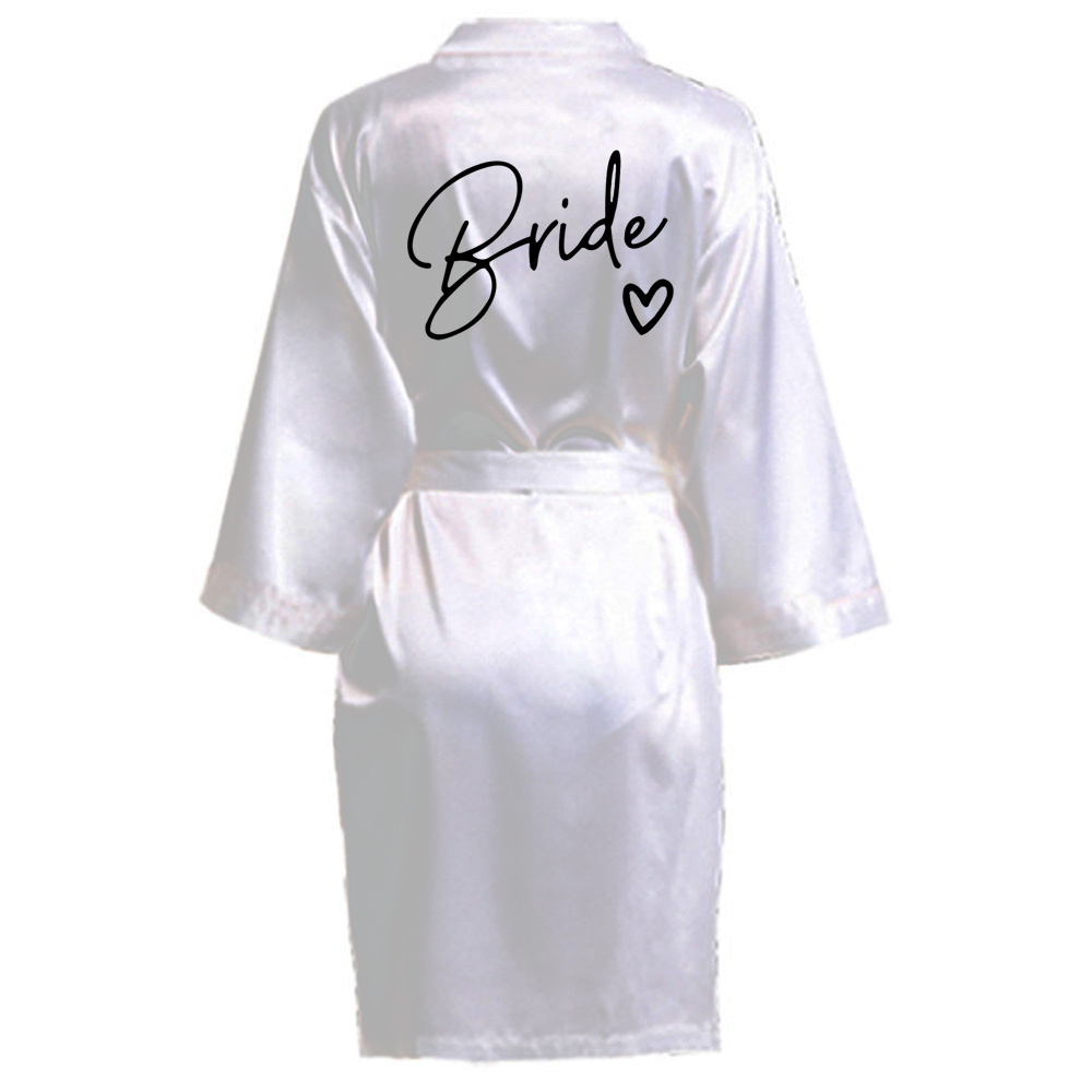 Hochzeit Party Team Braut Robe mit schwarzen Buchstaben Kimono Satin Pyjamas Brautjungfer Bademantel SP003