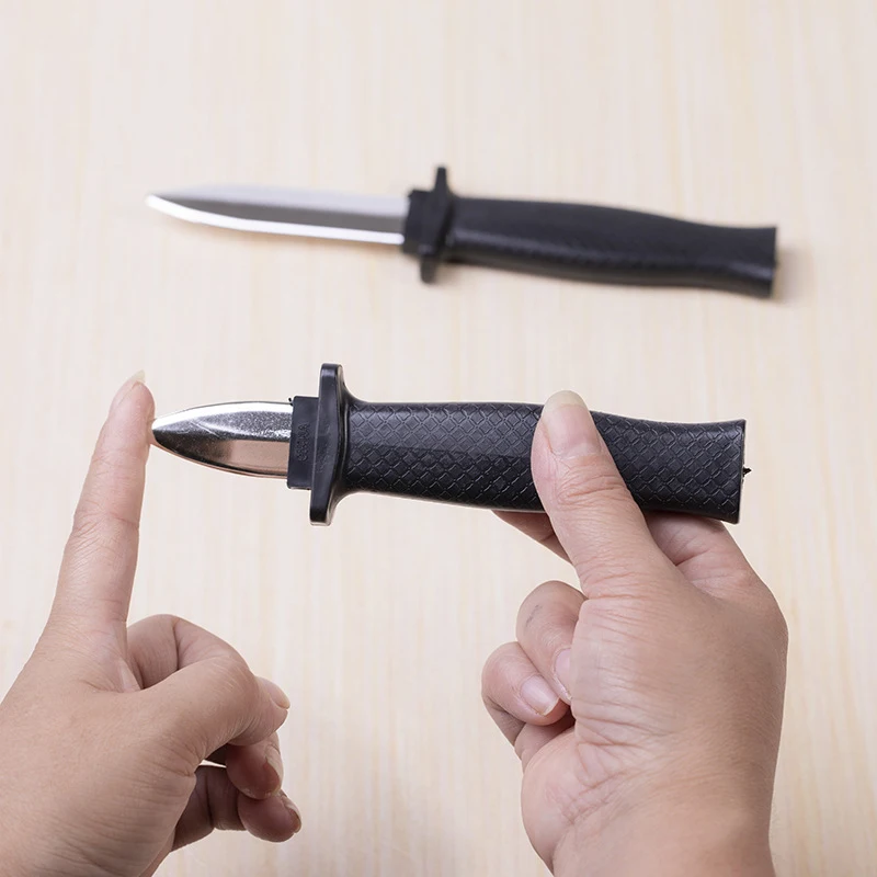 Props ของเล่นตลกเมจิกพลาสติก Retractable มีด Joke Prank Props มีดเคล็ดลับน่ากลัวปลอมกริชตลก