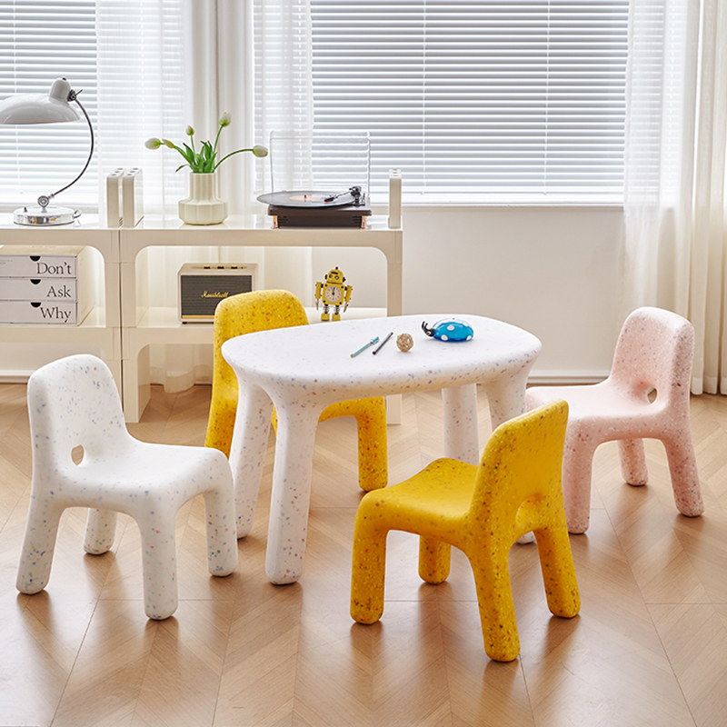 เก้าอี้นิรภัยสำหรับเด็กเก้าอี้เติบโตสำหรับเด็กผู้หญิงแม่ลูก123A นักเรียนเสริมเบาะรองนั่งสำหรับเด็ก